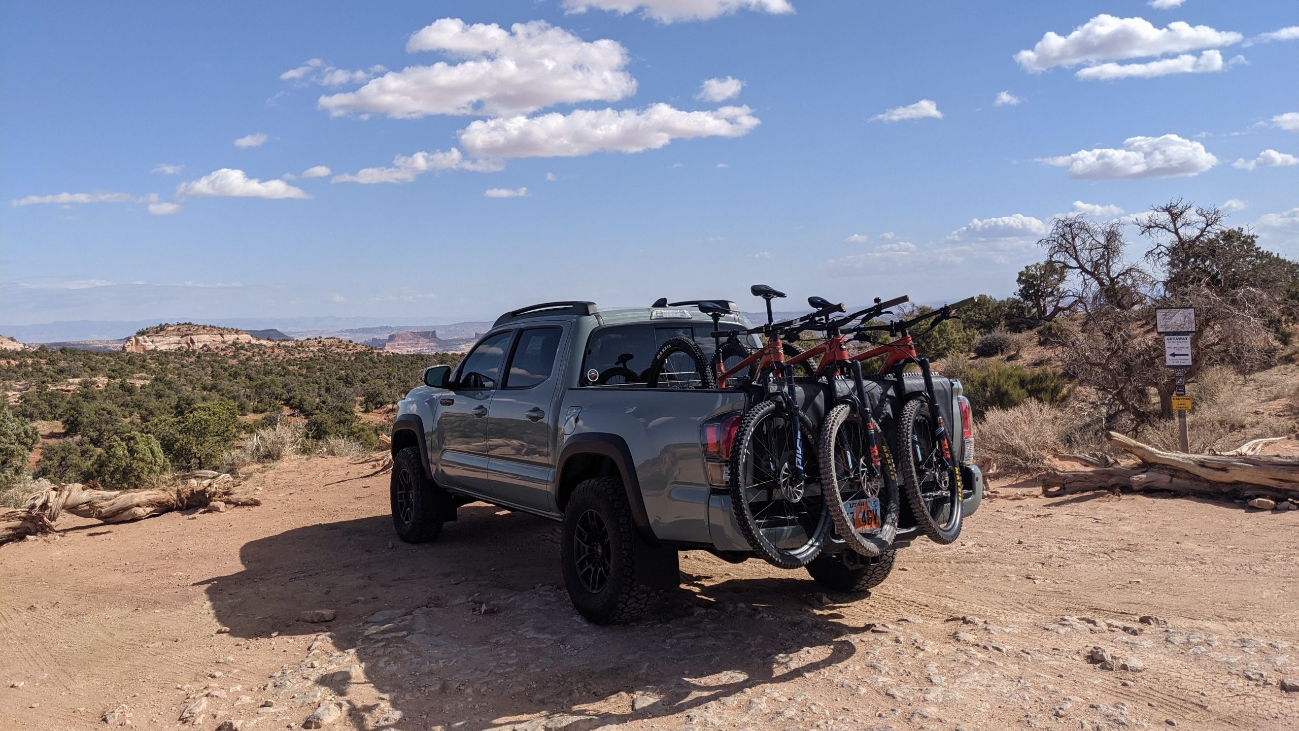 Toyota Tacoma Tailgate Pad Mountain Bikes